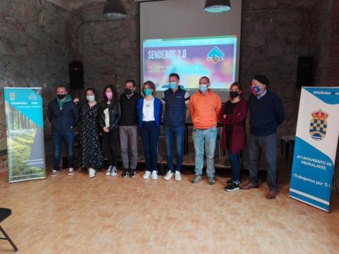Piedralaves, pionera con una red de senderos inteligentes
